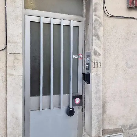 Frida T2 Avec Sa Terrasse By Unsejouranancy Fr Nancy