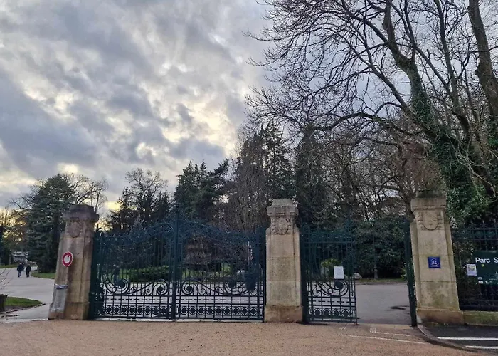 Frida T2 Avec Sa Terrasse By Unsejouranancy Fr Апартаменты